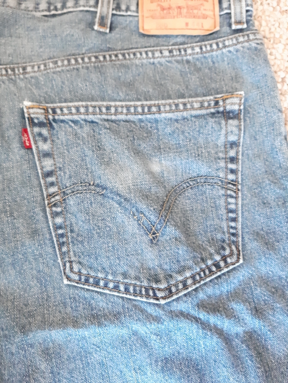 Levi's Relaxed Fit 550 Jean Shorts size 44 - Picture 5 of 10